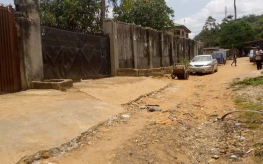 6 BEDROOM BUNGALOW WITH 3 BEDROOM DOMESTIC STAFF QUARTERS FOR SALE IN IKOTUN