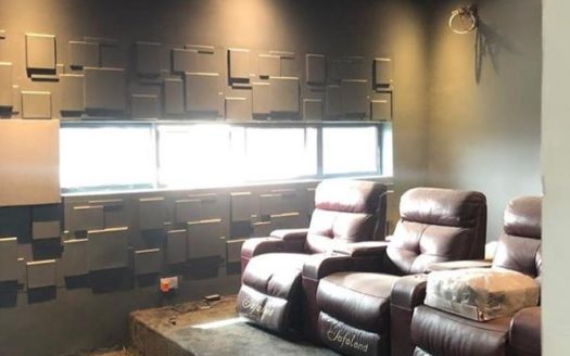 5 bedroom detached duplex, 2 living rooms with BQ