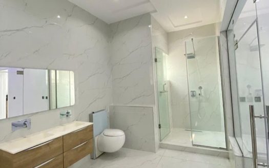 4 bedroom detached duplex