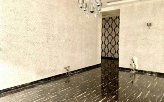 5 bedroom detached duplex with BQ