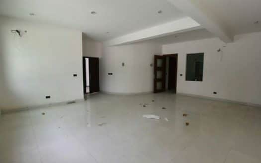 3 bedroom flat with BQ