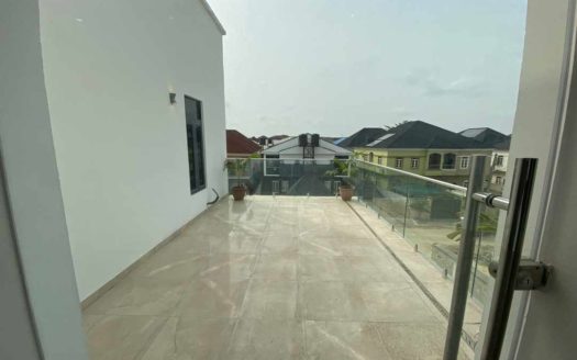 Brand new 4 bedroom fully detached duplex with bq