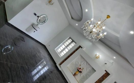 4bed Luxury duplex for sale.(with Governor’s consent)