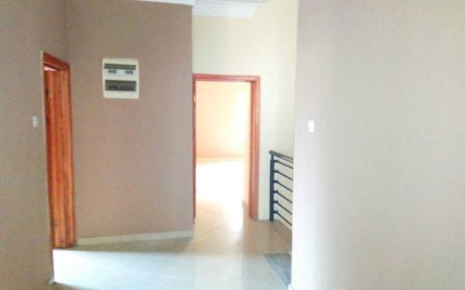 TO LET/ LEASE A SERVICED 8 UNITS OF 3 BEDROOM AT LEKKI PHASE 1