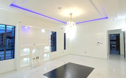 Mind blowing 5bedroom Mansion