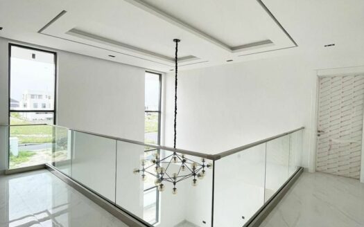 LUXURY 5 BEDROOM SEMI DETACHED DUPLEX FOR SALE